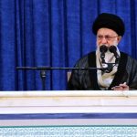 نگذارید دشمن از انقلاب شما هویت‌زدایی کند