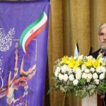 دانشجویان در کنار تحصیل، هنر و مهارت کسب کنند